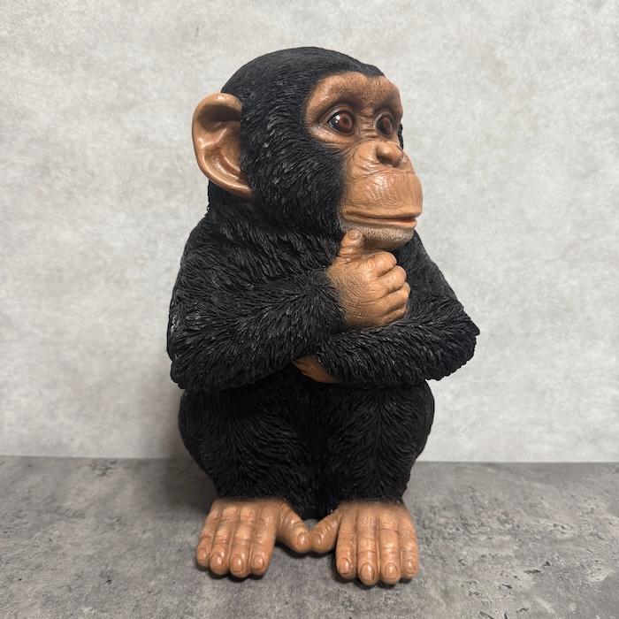 置物 動物 腕を組んで座る チンパンジー 中 高さ28cm おしゃれ 大きい