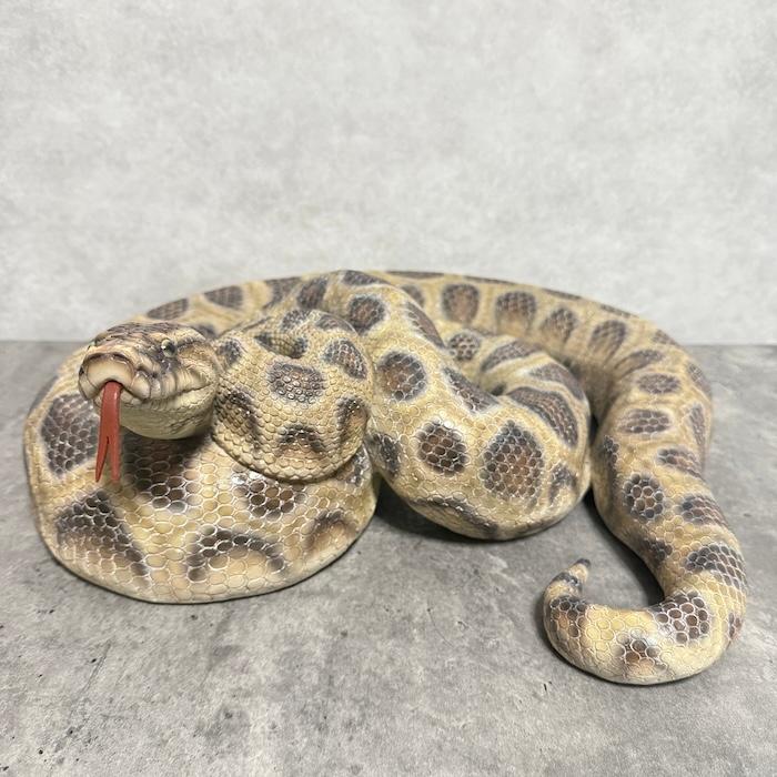 蛇の置物 ブラウンうわばみ 横幅45cm ヘビ 巨大オブジェ woobia 動物