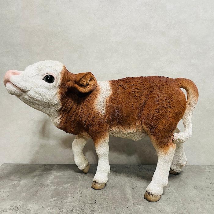 置物 動物 見上げる子牛 高さ42.5cm woobia おしゃれ 大きい 玄関