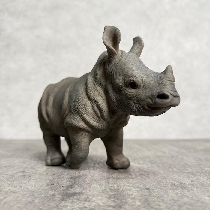 置物 動物 歩き出すサイ 小 高さ13cm  woobia おしゃれ 大きい 玄関インテリア 庭 かわいいオブジェ リアル |  | 05