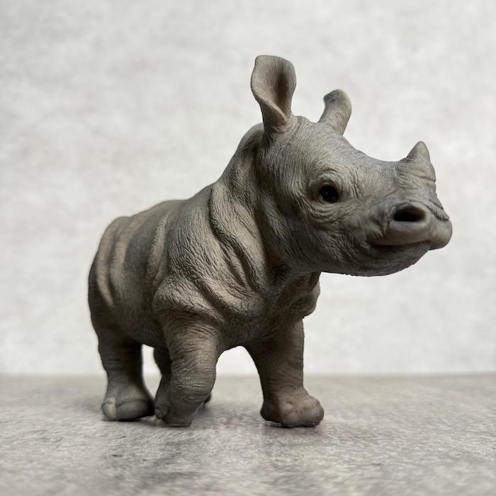 置物 動物 歩き出すサイ 小 高さ13cm  woobia おしゃれ 大きい 玄関インテリア 庭 かわいいオブジェ リアル |  | 08