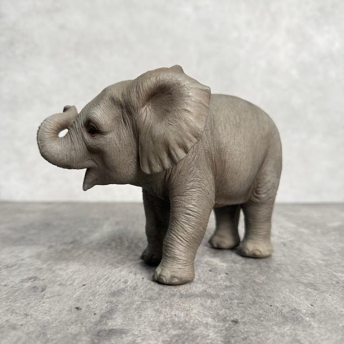 置物 動物 鼻を上げるゾウ 横幅16.9cm 象 縁起物 風水 woobia おしゃれ