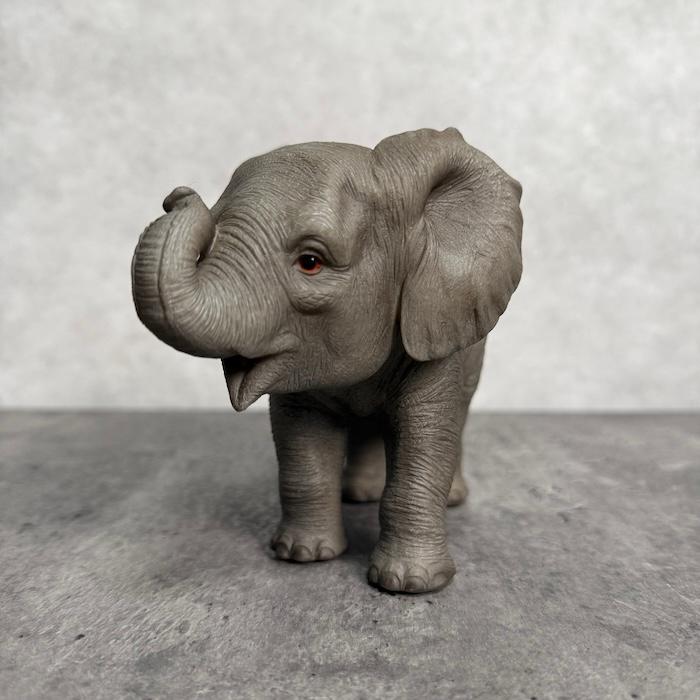 WOOBIA（ウービア） 置物 動物 鼻を上げるゾウ 横幅16.9cm 象 縁起物