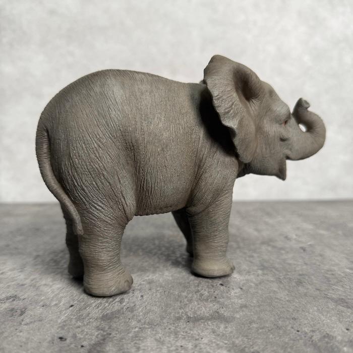 置物 動物 鼻を上げるゾウ 横幅16.9cm 象 縁起物 風水 woobia おしゃれ