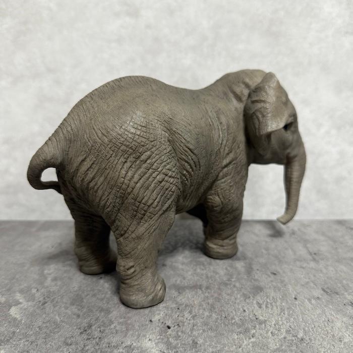 置物 動物 歩く子ゾウ 高さ12cm 象 縁起物 風水 woobia おしゃれ