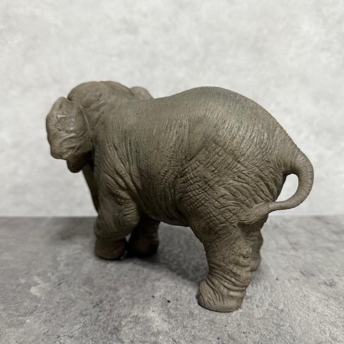 置物 動物 歩く子ゾウ 高さ12cm 象 縁起物 風水 woobia おしゃれ