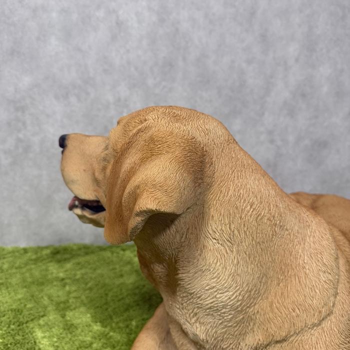 WOOBIA（ウービア） 犬 置物 大型 動物 うつぶせ ラブラドール