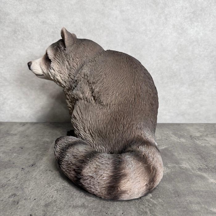 置物 動物 動きだすアライグマ 横幅34cm オブジェ woobia おしゃれ