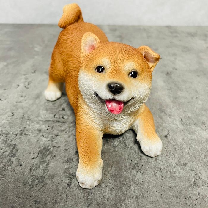 WOOBIA（ウービア） 置物 犬 かわいい 動物 玄関 喜ぶ柴犬 グッズ