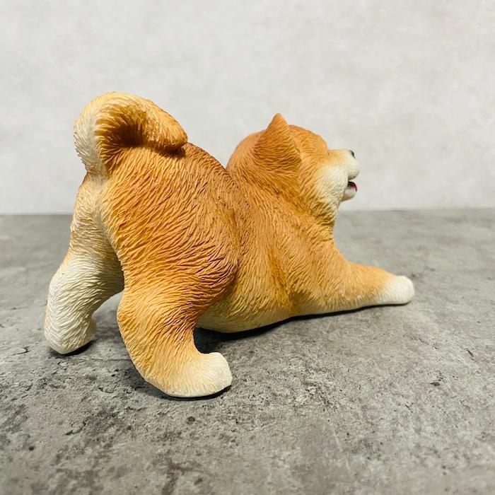 WOOBIA（ウービア） 置物 犬 かわいい 動物 玄関 喜ぶ柴犬 グッズ