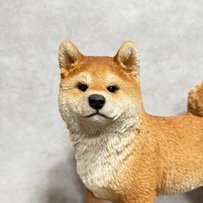 犬 置物 大型 動物 左向き秋田犬 大 高さ45.3cm woobia おしゃれ