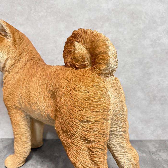 犬 置物 大型 動物 左向き秋田犬 大 高さ45.3cm woobia おしゃれ