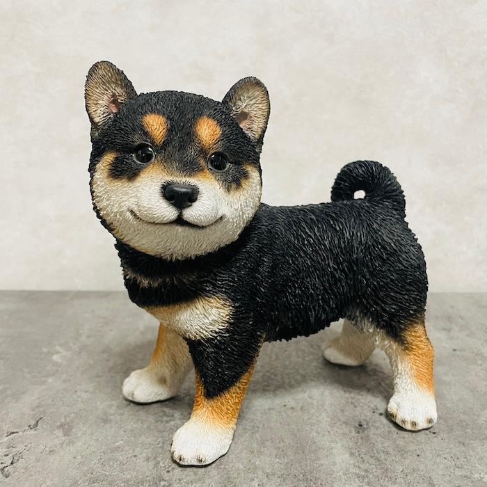 WOOBIA（ウービア） 置物 犬 かわいい 動物 玄関 歩く黒柴犬 横幅18.5