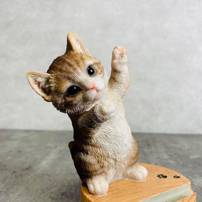 スマホスタンド 卓上 猫 おもしろ 動物 キジトラ白猫 ネコ 置物 かわいい おしゃれ 写真立て スマホホルダー woobia ウービア |  | 04