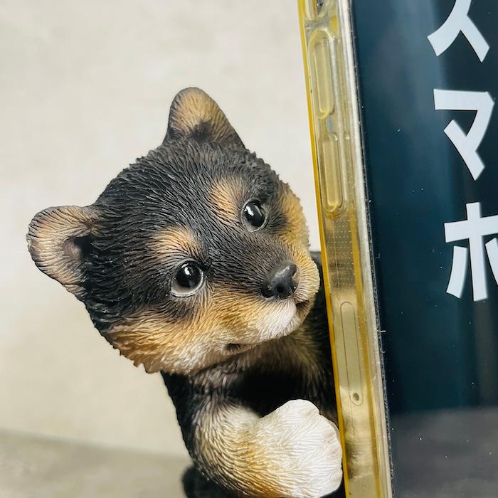 スマホスタンド 卓上 犬 おもしろ 動物 黒柴犬 置物 トイレ アニマル かわいい おしゃれ 写真立て スマホホルダー woobia ウービア |  | 02