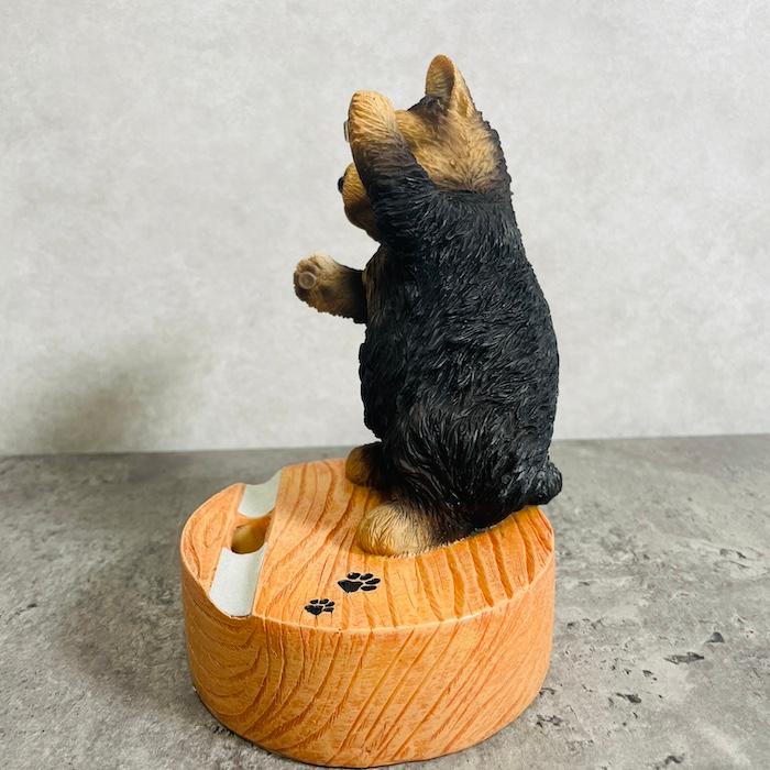 スマホスタンド 卓上 犬 おもしろ 動物 ヨークシャーテリア 玄関 置物 かわいい おしゃれ 写真立て スマホホルダー woobia ウービア |  | 06
