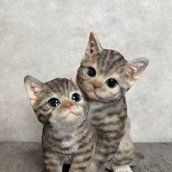 WOOBIA（ウービア） 置物 動物 かわいい 寄り添うサバトラ猫 ネコ 高さ