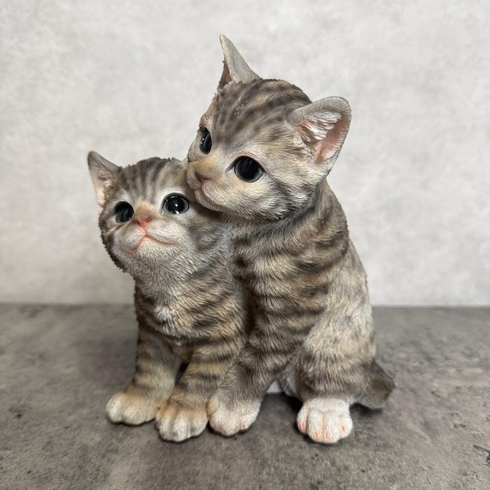 置物 動物 かわいい 寄り添うサバトラ猫 ネコ 高さ17.2cm woobia おしゃれ 大きい 玄関 インテリア 庭 オブジェ 大型 ウービア | WOOBIA | 08