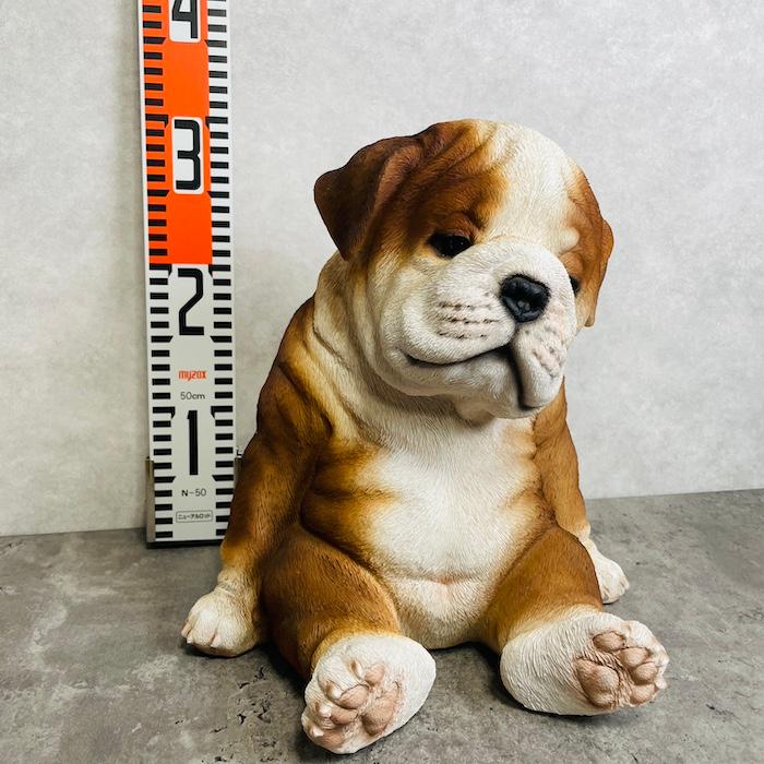 置物 犬 かわいい 高さ28.5cm 動物 玄関 居眠りするブルドッグ 中 おしゃれ インテリア ガーデンオーナメント  woobia ウービア |  | 02