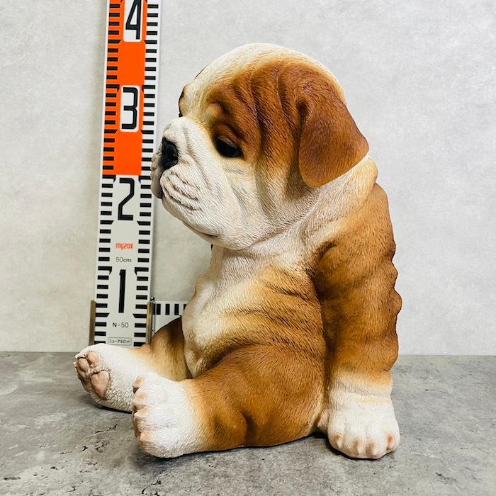 置物 犬 かわいい 高さ28.5cm 動物 玄関 居眠りするブルドッグ 中 おしゃれ インテリア ガーデンオーナメント  woobia ウービア |  | 03