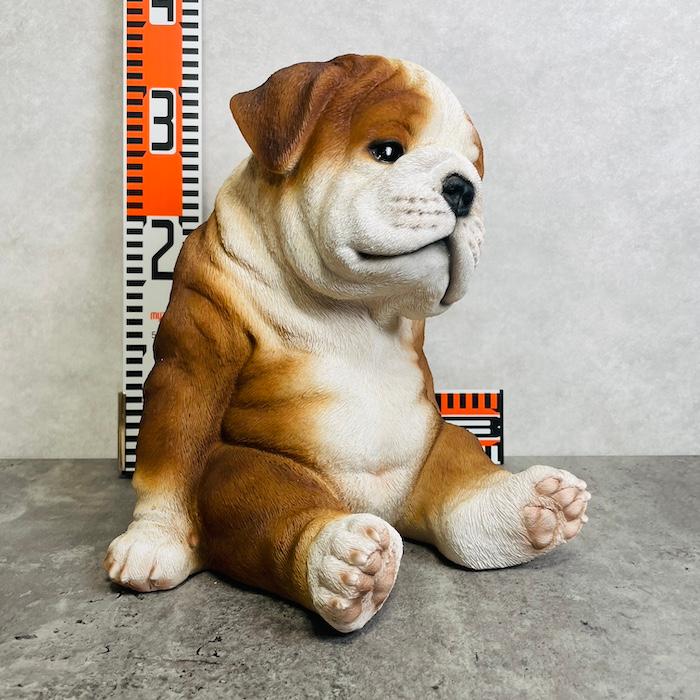 置物 犬 かわいい 高さ28.5cm 動物 玄関 居眠りするブルドッグ 中 おしゃれ インテリア ガーデンオーナメント  woobia ウービア |  | 06