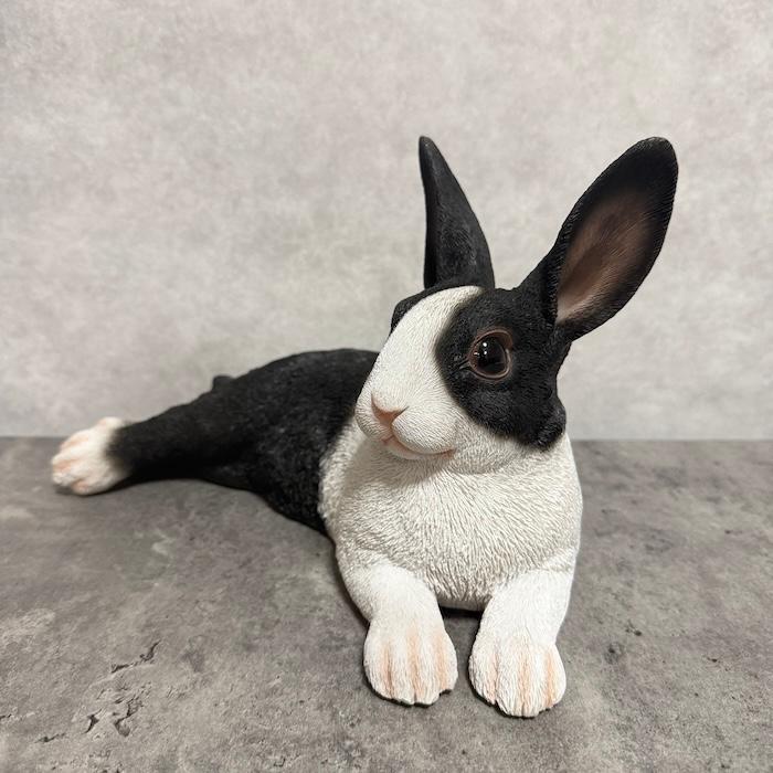 WOOBIA（ウービア） 置物 動物 リラックス黒白ウサギ 横幅31.5cm