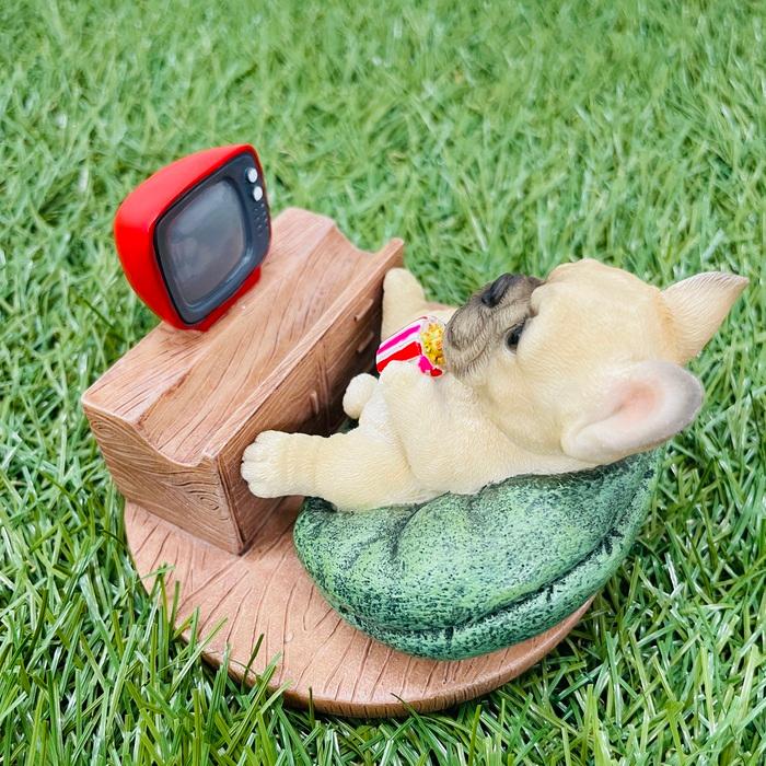 スマホスタンド 卓上 犬 おもしろ 動物 テレビを見るフレンチブルドッグ かわいい置物 おしゃれ スマホホルダー  woobia ウービア |  | 05