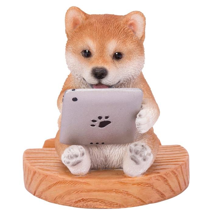 スマホスタンド 卓上 犬 おもしろ 動物 タブレットを見る柴犬 イヌ 置物 かわいい おしゃれ 写真立て スマホホルダー woobia ウービア |  | 08