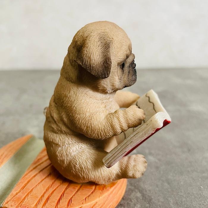 スマホスタンド 卓上 犬 おもしろ 動物 本を見るパグ 置物 トイレ かわいい おしゃれ 写真立て スマホホルダー woobia ウービア |  | 06