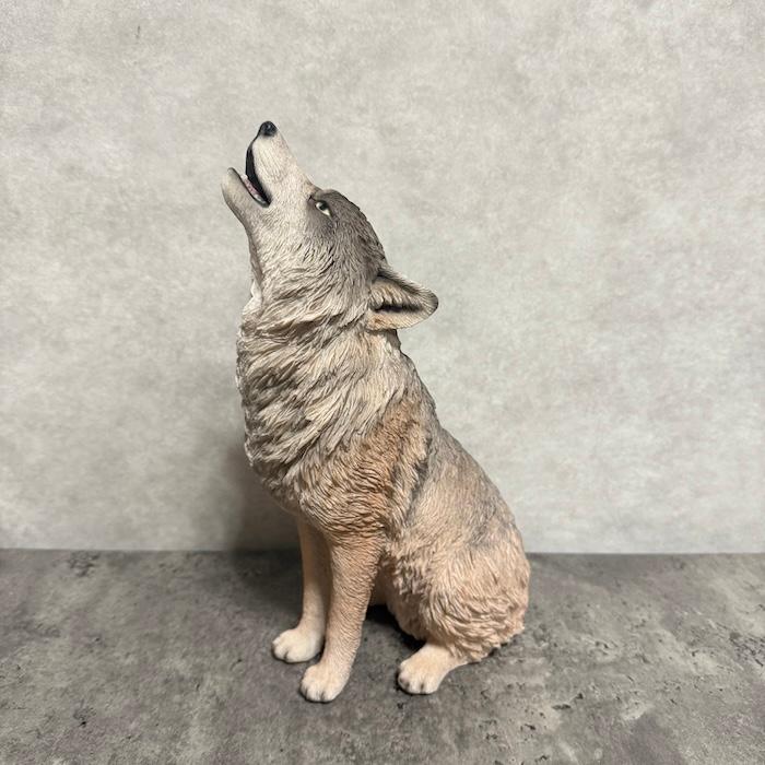 置物 動物 遠吠えオオカミ 高さ30cm 狼 woobia おしゃれ 大きい 玄関