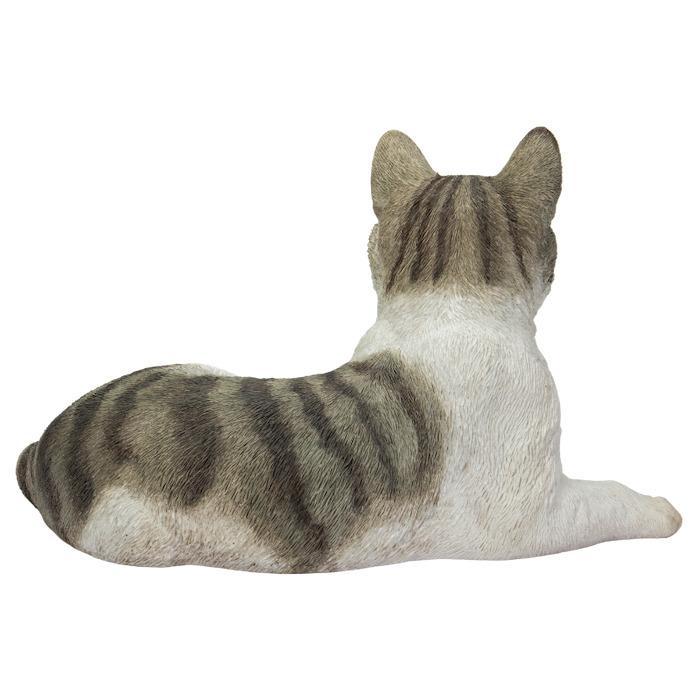 WOOBIA（ウービア） 置物 猫 動物 寝そべったサバトラ白 ネコ 横幅34cm