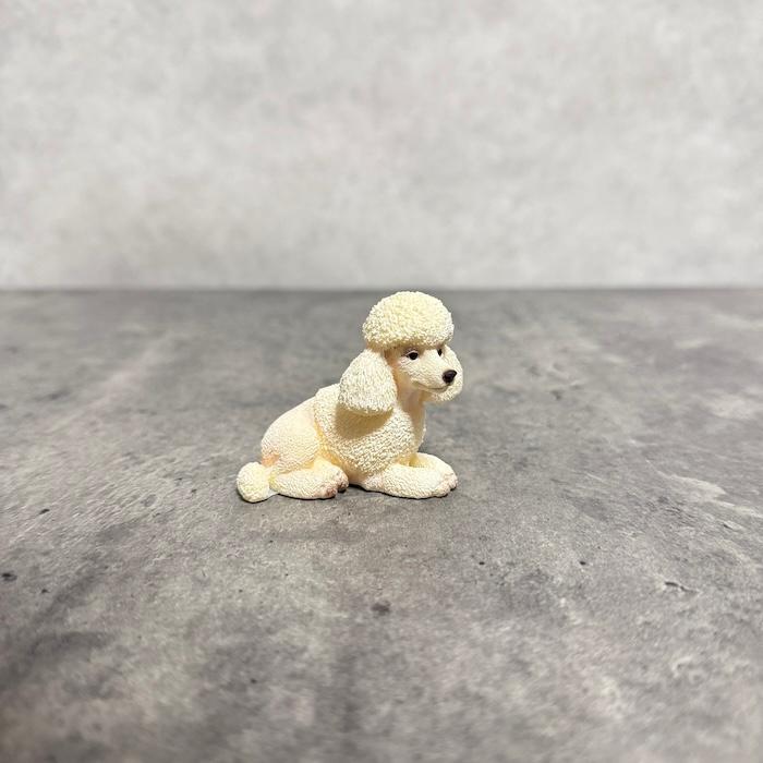 WOOBIA（ウービア） 置物 犬 かわいい 動物 玄関 高さ4.8cm 横座り