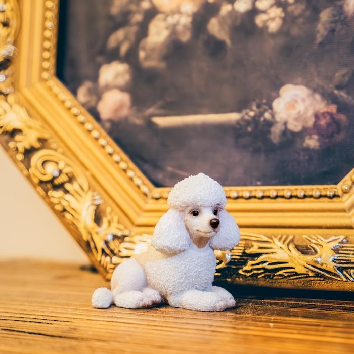 WOOBIA（ウービア） 置物 犬 かわいい 動物 玄関 高さ4.8cm 横座り