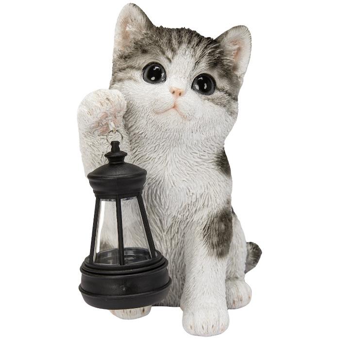 猫の置物 ソーラーランプを右手で持ち上げるサバトラ猫 高さ17cm woobia かわいい動物 おしゃれなインテリア |  | 13