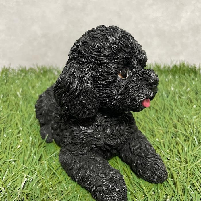 WOOBIA（ウービア） 置物 犬 かわいい 動物 玄関 見上げるトイプードル