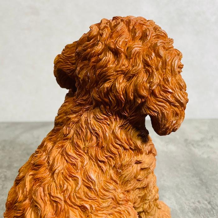 置物 犬 かわいい 動物 玄関 ソーラーランプを左手で持ち上げるトイプードル ブラウン おしゃれ ガーデン woobia ウービア |  | 07