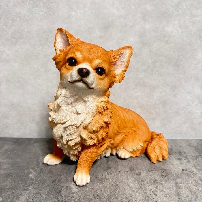 WOOBIA（ウービア） 犬 置物 大型 動物 見上げるチワワ 横幅26.8cm
