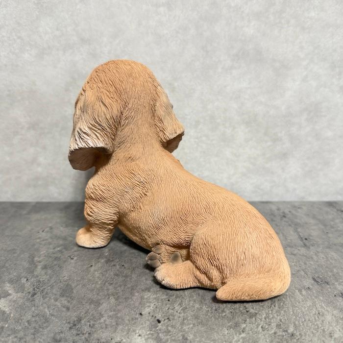 WOOBIA（ウービア） 置物 犬 ダックスフンド クリーム 幅16.5cm woobia