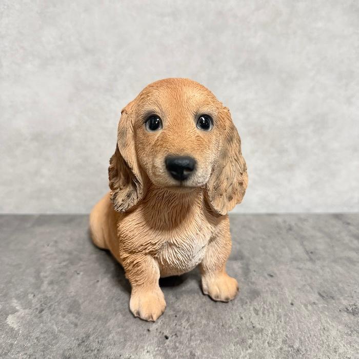 WOOBIA（ウービア） 置物 犬 ダックスフンド クリーム 幅16.5cm woobia