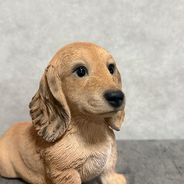 WOOBIA（ウービア） 置物 犬 ダックスフンド クリーム 幅16.5cm woobia