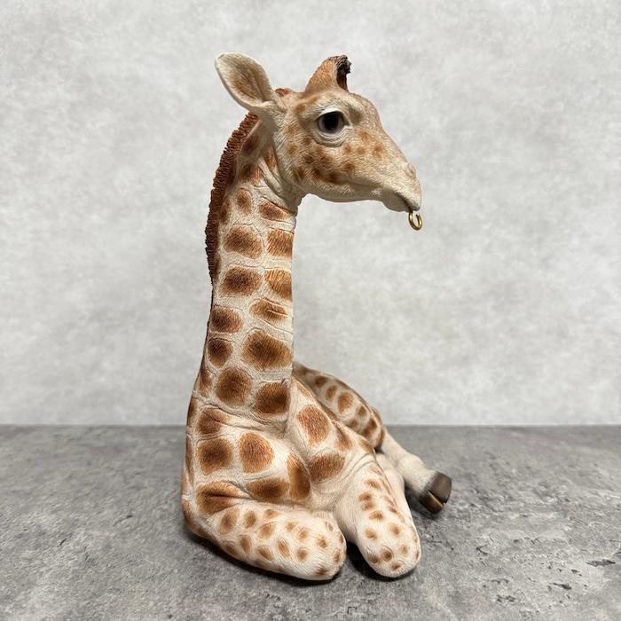 動物の置物 ソーラーランプを口でくわえるキリン 高さ18cm 縁起物 風水 woobia おしゃれ 玄関インテリア 庭 ガーデン かわいいオブジェ |  | 07