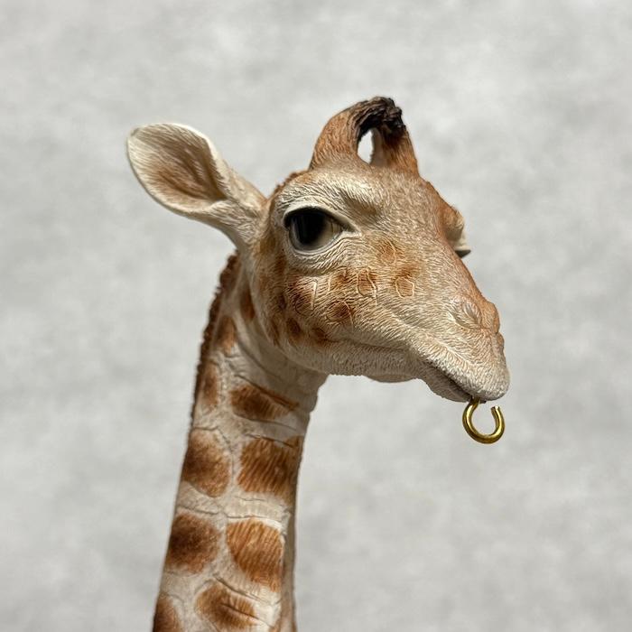 動物の置物 ソーラーランプを口でくわえるキリン 高さ18cm 縁起物 風水 woobia おしゃれ 玄関インテリア 庭 ガーデン かわいいオブジェ |  | 08