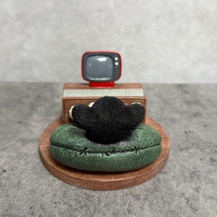 スマホスタンド 卓上 おもしろ 犬 動物 テレビを見るチワワ かわいい置物 おしゃれ スマホホルダー woobia |  | 08