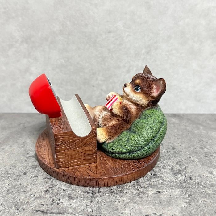 スマホスタンド 卓上 おもしろ 犬 動物 テレビを見るチワワ 茶