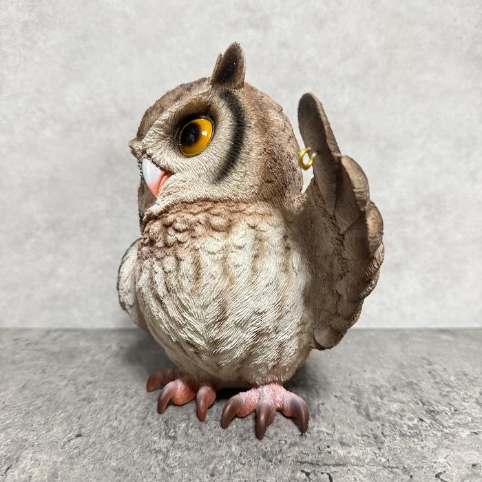 鳥の置物 ソーラーランプを左手で持ち上げるフクロウ 高さ16cm 縁起物 風水 woobia かわいい おしゃれ インテリア オブジェ |  | 05