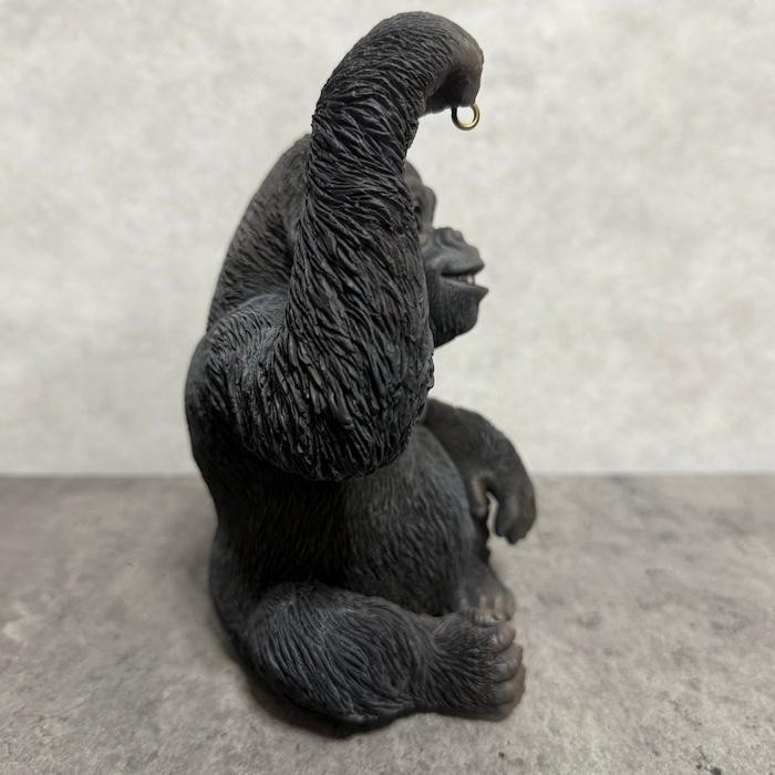 置物 かわいい 動物 玄関 ソーラーランプを右手で持ち上げる黒ゴリラ おしゃれ インテリア ガーデンオーナメント woobia ウービア |  | 09