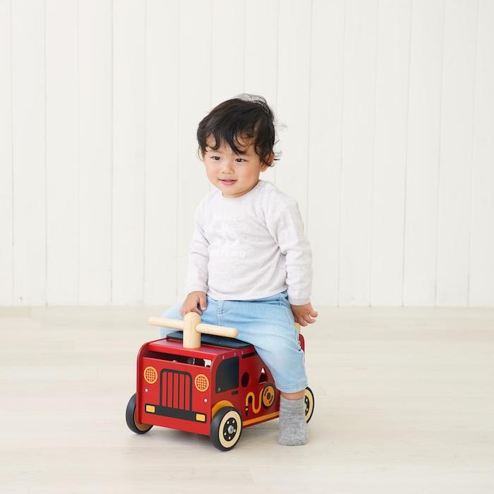 知育玩具 ウォーカー&ライド 消防車 木製 おもちゃ 1歳 誕生日