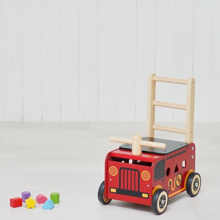 【Educo・I’mTOY・Voila】木製知育玩具まとめ売り 消防車ウォーカー 知育玩具 ウォーカー&ライド 消防車 木製 おもちゃ 1歳 誕生日