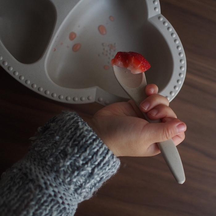 3色から選べる ベビーギフト もぐもぐ5点セット 食器 エプロン マット 一式 Lien de famille おしゃれで可愛い | lien de famille | 13