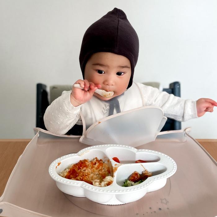 3色から選べる ベビーギフト もぐもぐ5点セット 食器 エプロン マット 一式 Lien de famille おしゃれで可愛い | lien de famille | 16